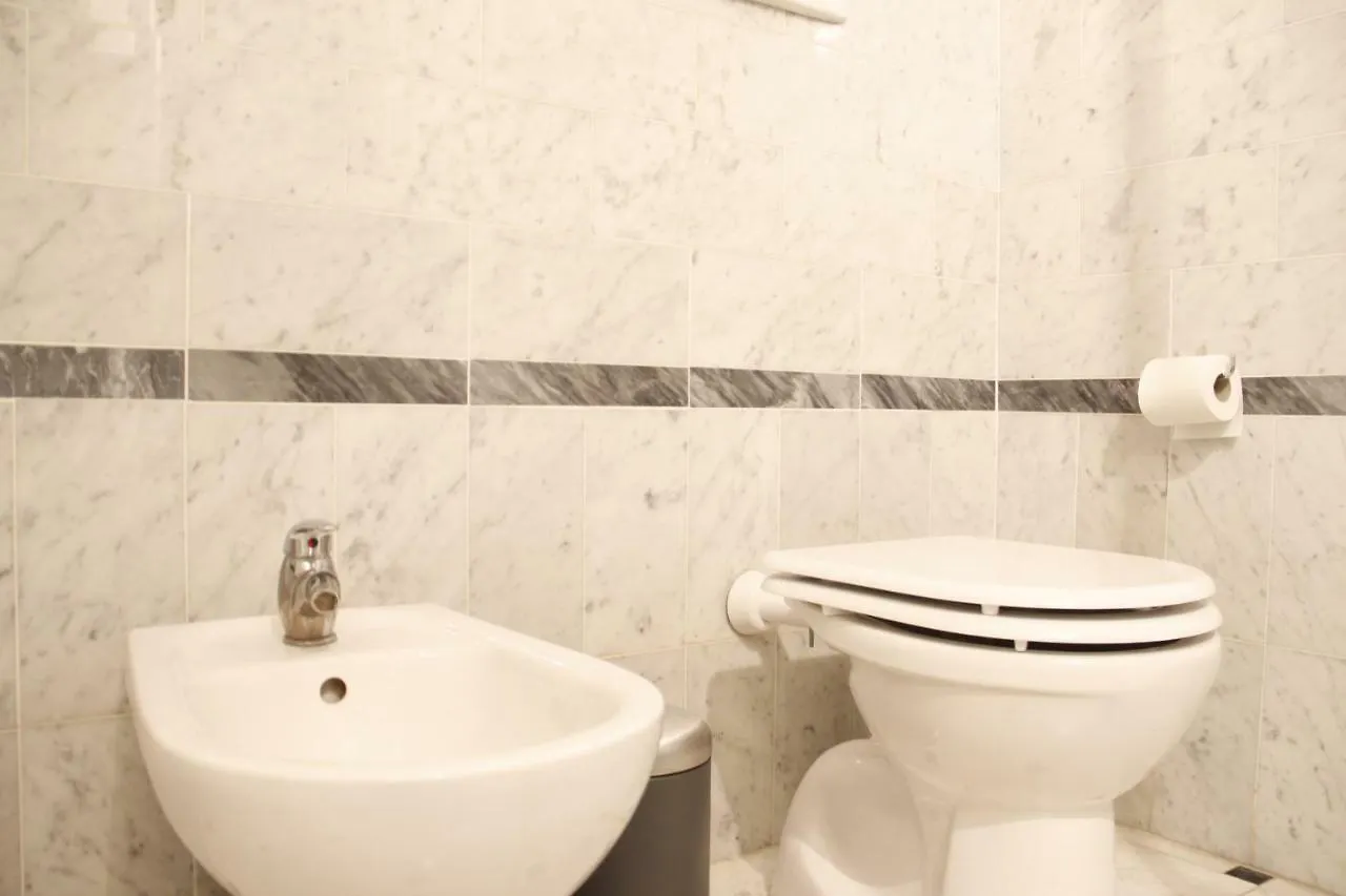Art Apartment Dell'Albero Florence Italy